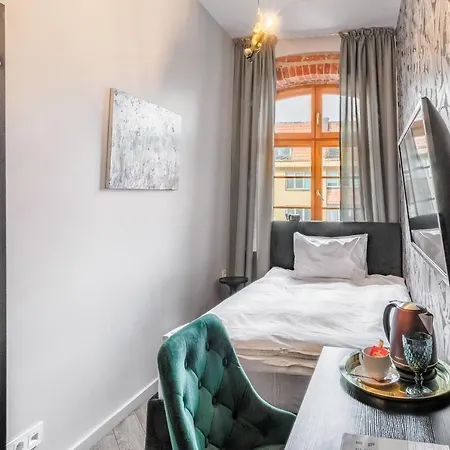 Adler Apartmanhotel 3*